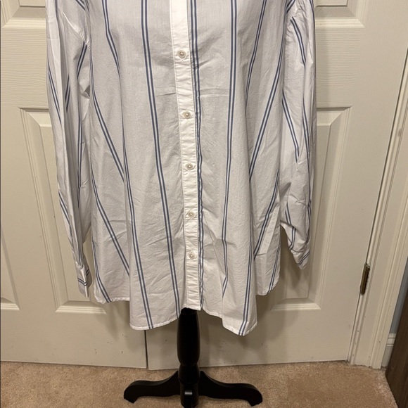 Aerie Good Day Button Down Shirt - Picture 3 of 11